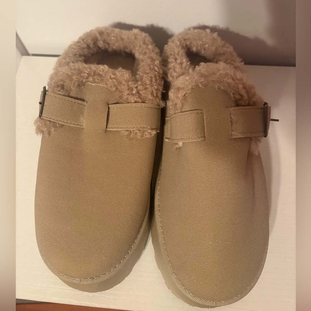Cozy Beige Women's Shoes with Buckle - Picture 4 of 7